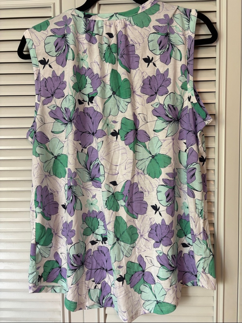Liz Claiborne Purple & Mint Floral Sleeveless Henley Top Size L - Picture 8 of 9